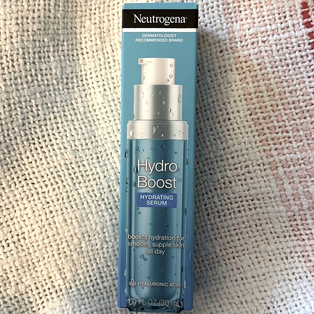 Neutrogena Hydro Boost hydrating serum with hyaluronic acid Bundle